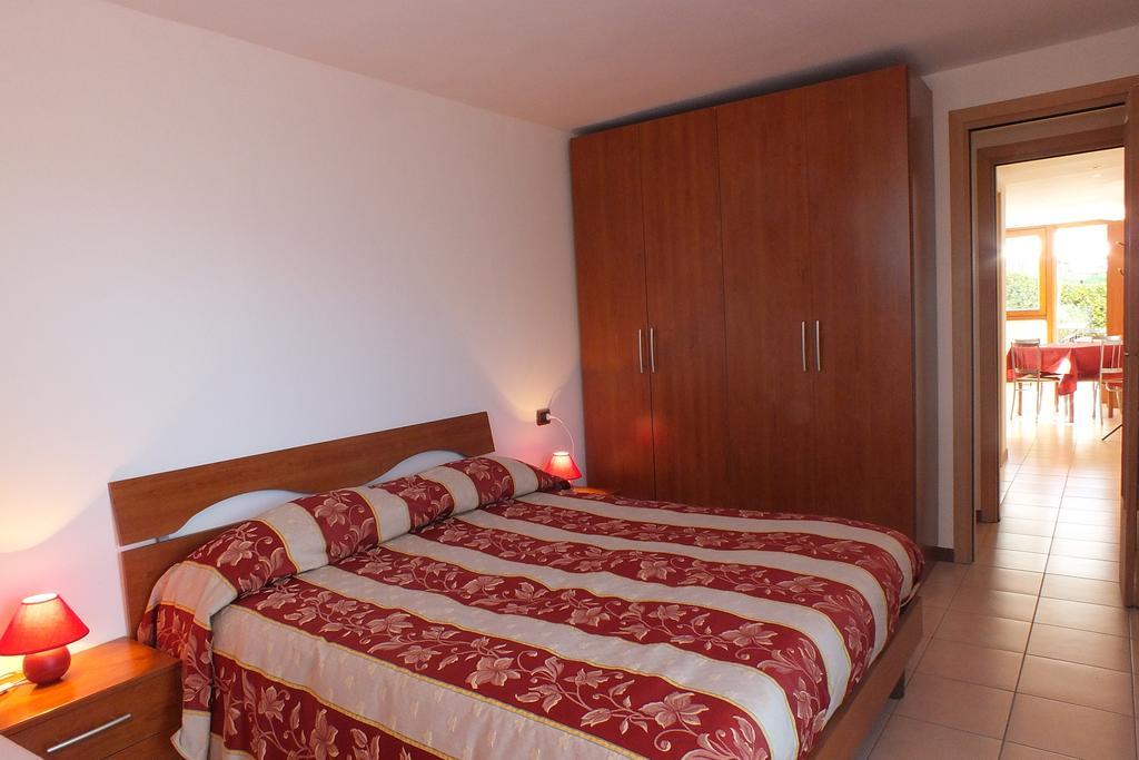 Acero Rosso Apartment Bellagio Room photo